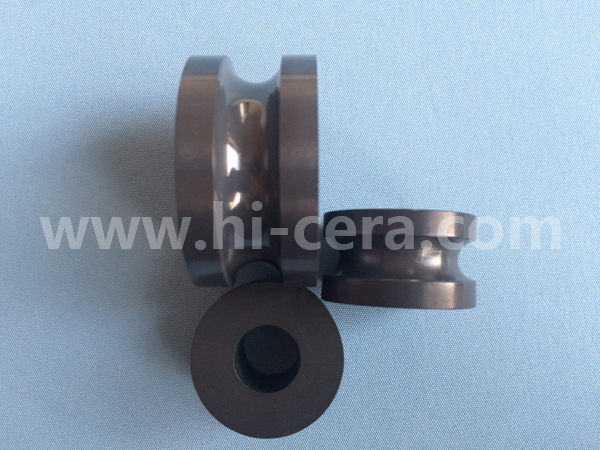 Silicon nitride extrusion wheel